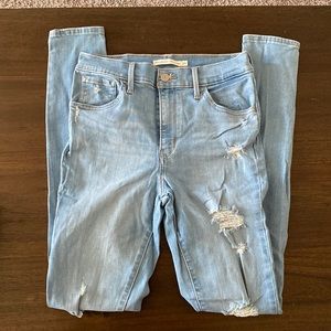 Levis High Rise Super Skinny Jeans W28 L32